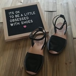 Leather sandals